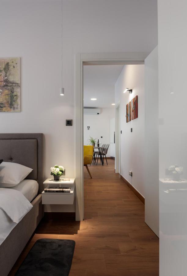 Terra 5 Deluxe Apartment On The Ground Floor With Private Parking Rijeka Exterior photo